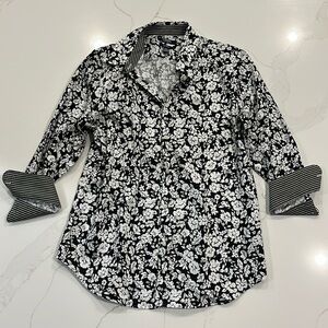 Chaps No Iron Floral Black& White Button-Up (Size M)